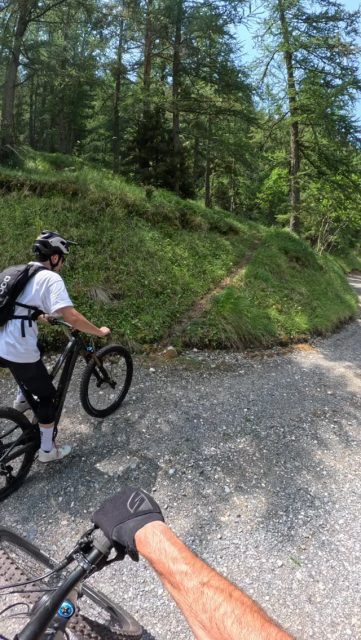 FUN UP & DOWN by @1001sentiers 
Another great day in the mountains