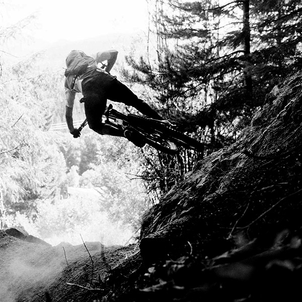 Les perfs du week-end / EWS Whistler & Coupe de France DH Meribel
