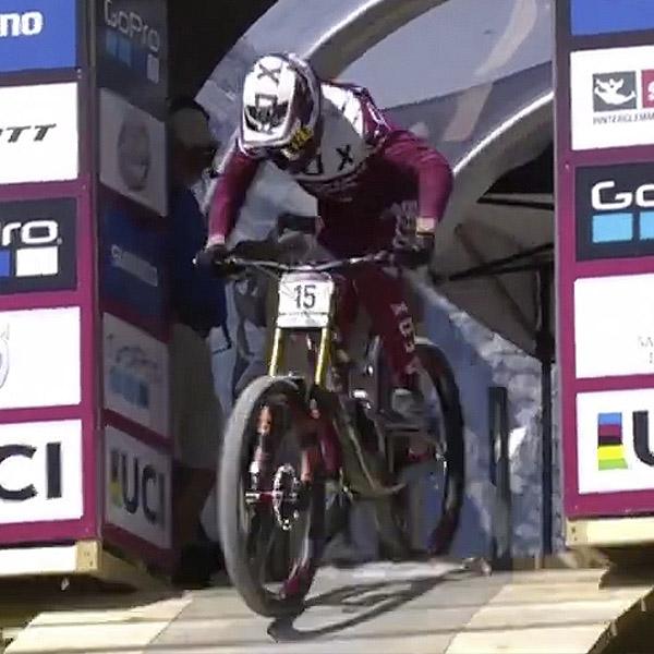Vidéo: le run de Loris Vergier sur la World Cup DH de Leogang 2017