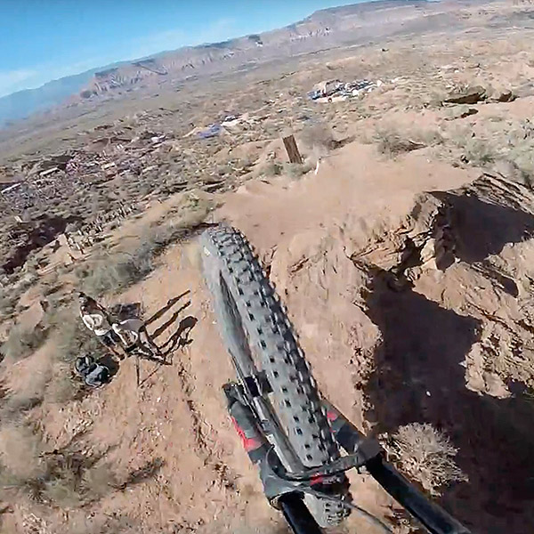 Vidéo: le run de Rémy Métailler à la Rampage