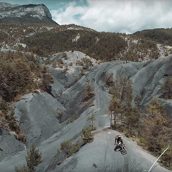 Vidéo: Electro Race Portes du Mercantour 2019 Vidéo: Electro Race Portes du Mercantour 2019
