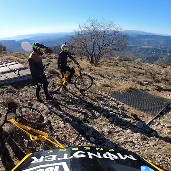 Vidéo: Sam Hill sur la Descente de Peille