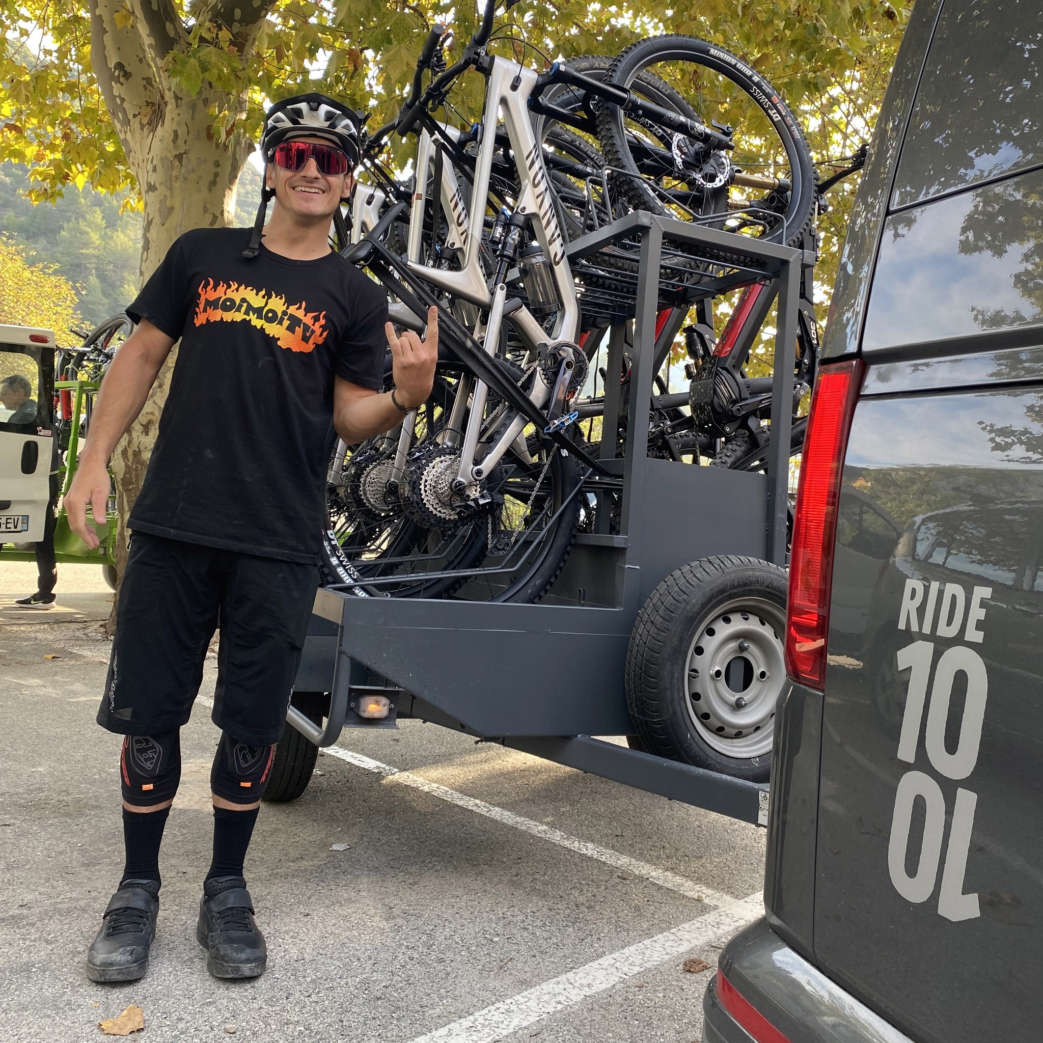Fast & Stylish @dim_tordo onboard 🔥🤘
#1001sentiers #somuchmorethanbiking