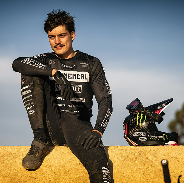 Mercato & Video : Commencal Welcome Loris Vergier